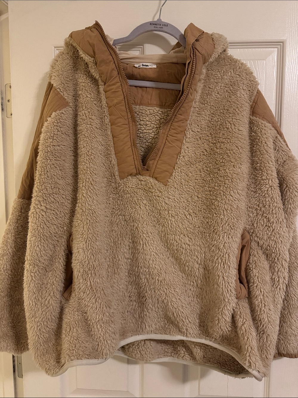 Teddy Fleece Hooded Jacket in Camel